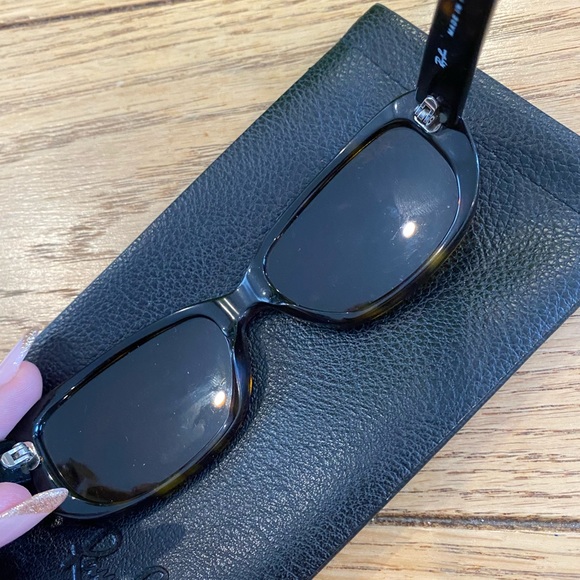 <3 Vintage 90s Ray-Ban - Picture 3 of 5